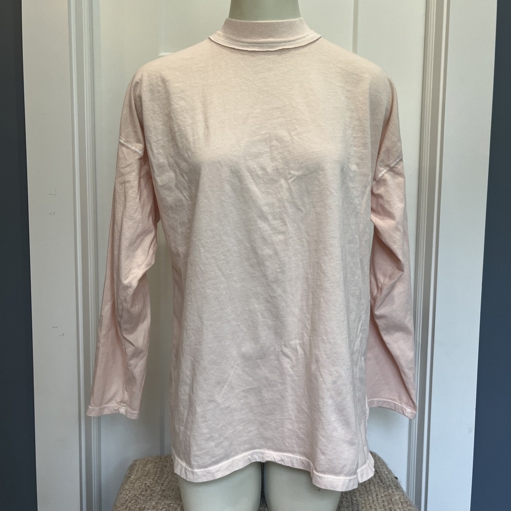 We The Free Women's Mock Neck Tee‎ Shirt Sz XS Pale Pink Oversized Classic Comfy
